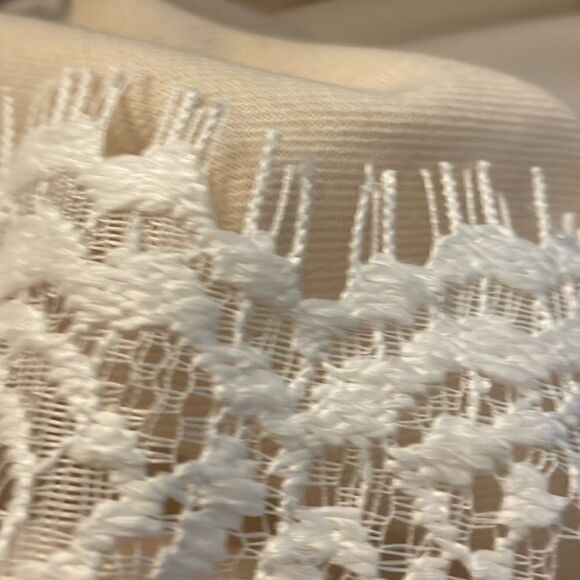 Ivory and cream lace dress size medium - Picture 7 of 7